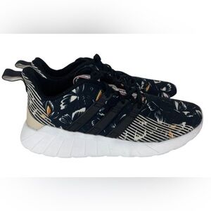 Adidas Women’s sneakers Butterfly print from ‘Farm Rio’ collection, sz 11